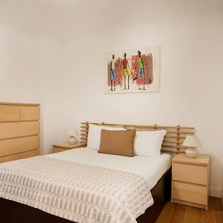 Bica Duplex | Walk To Chiado & Cais Do Sodre Apartment *