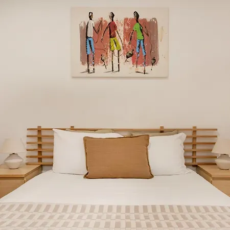 Apartment Bica Duplex | Walk To Chiado & Cais Do Sodre *