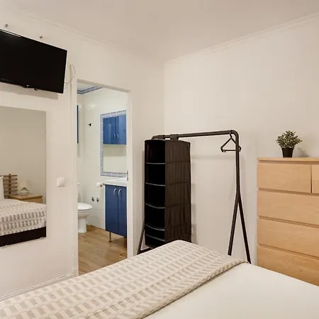 Bica Duplex | Walk To Chiado & Cais Do Sodre *